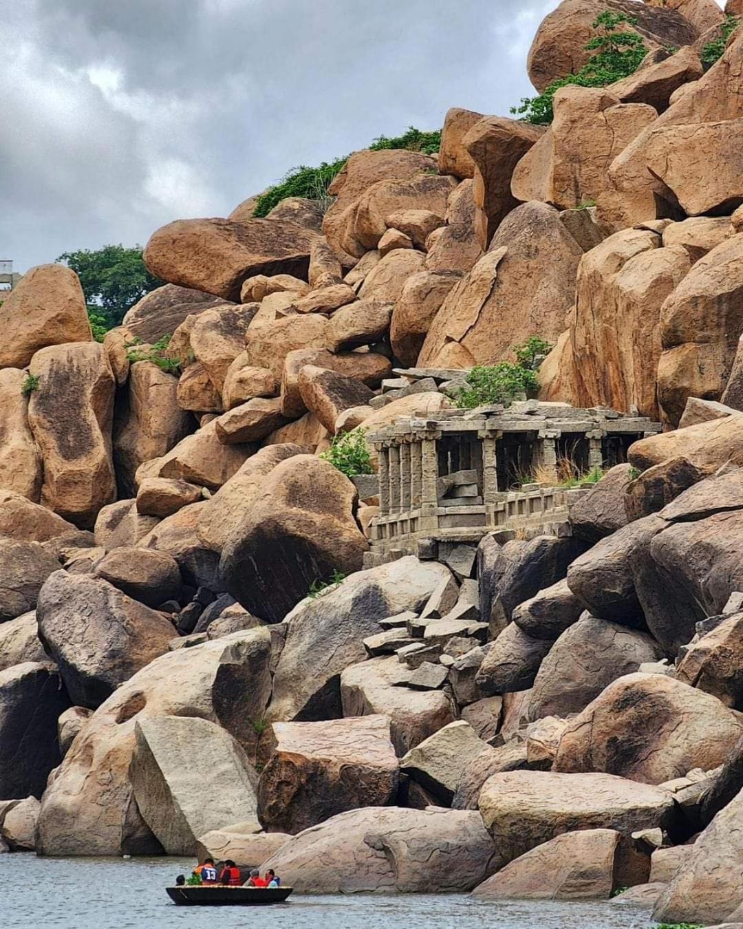 Vinayaka Homestay Hampi Eksteriør billede