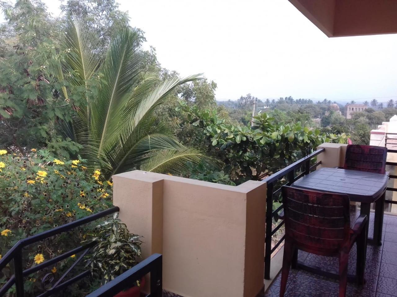 Vinayaka Homestay Hampi Eksteriør billede